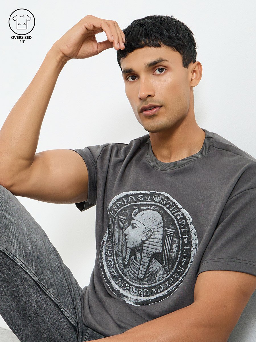 Men Grey Egyptian Graphic Print Oversized T-Shirt