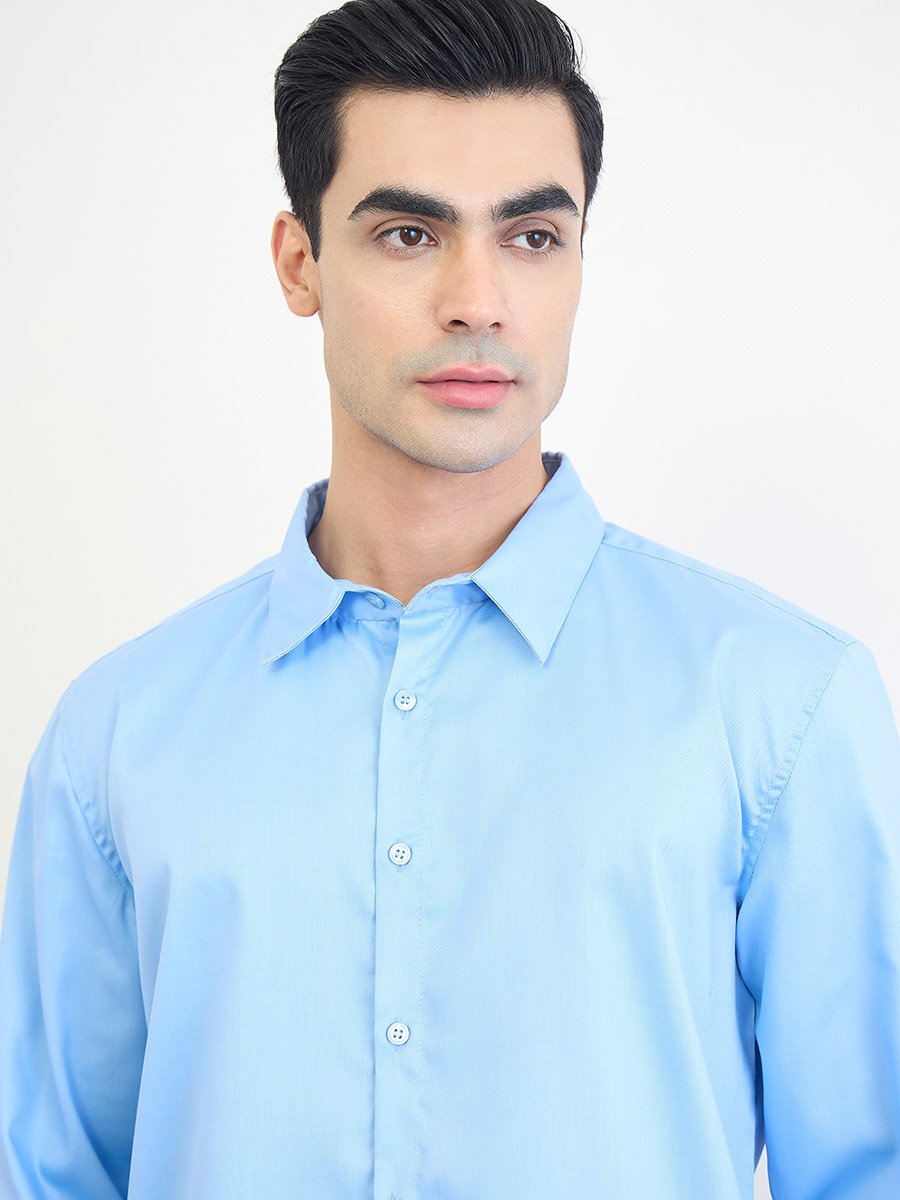 Men Regular Fit Solid Shirt