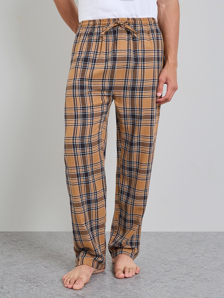 Men Solid Relaxed T-Shirt and Checked Pyjama Set