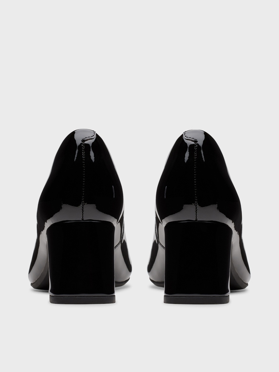 Women Fernie Trim Shoes