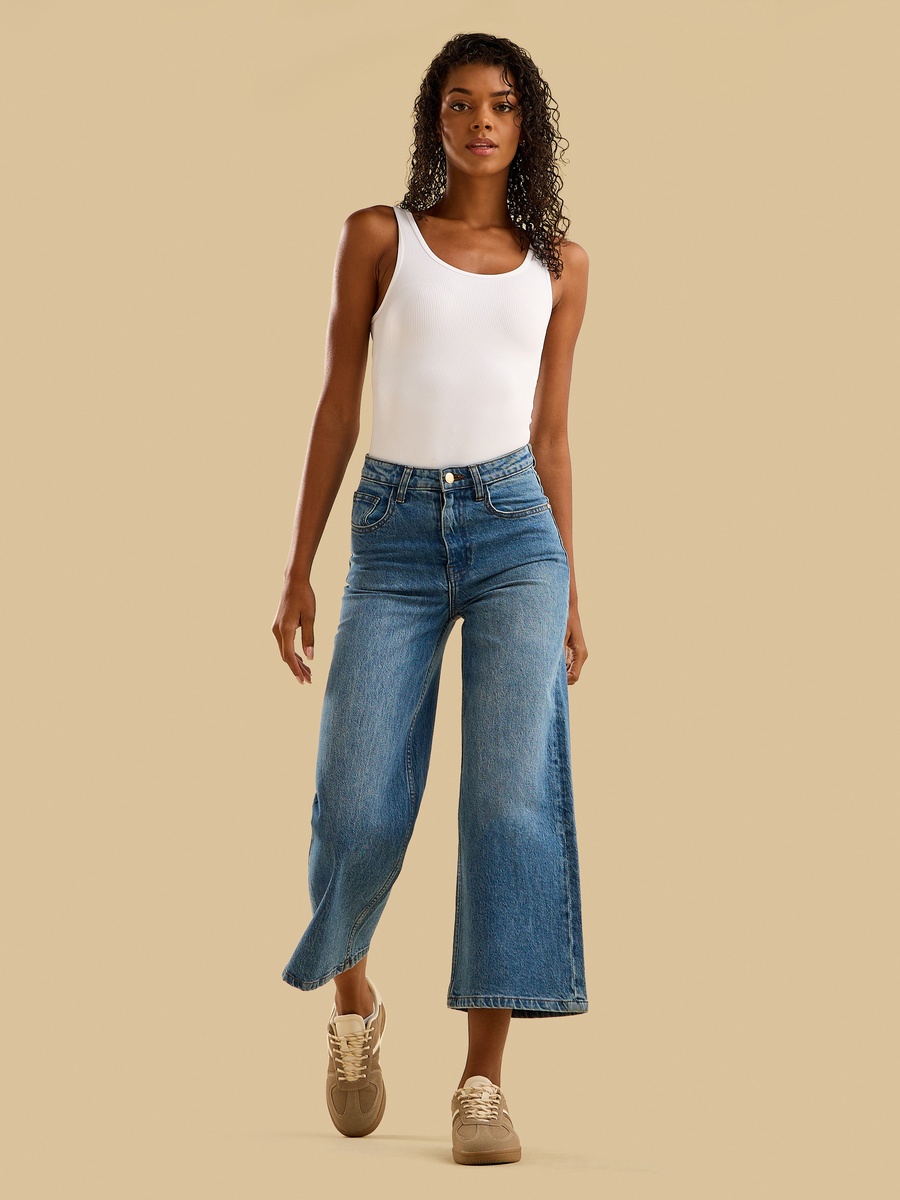 Wide Leg Cropped Jeans