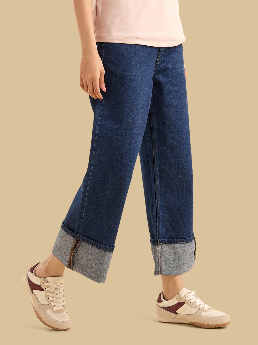 Wide Leg Jeans with Folded Hem