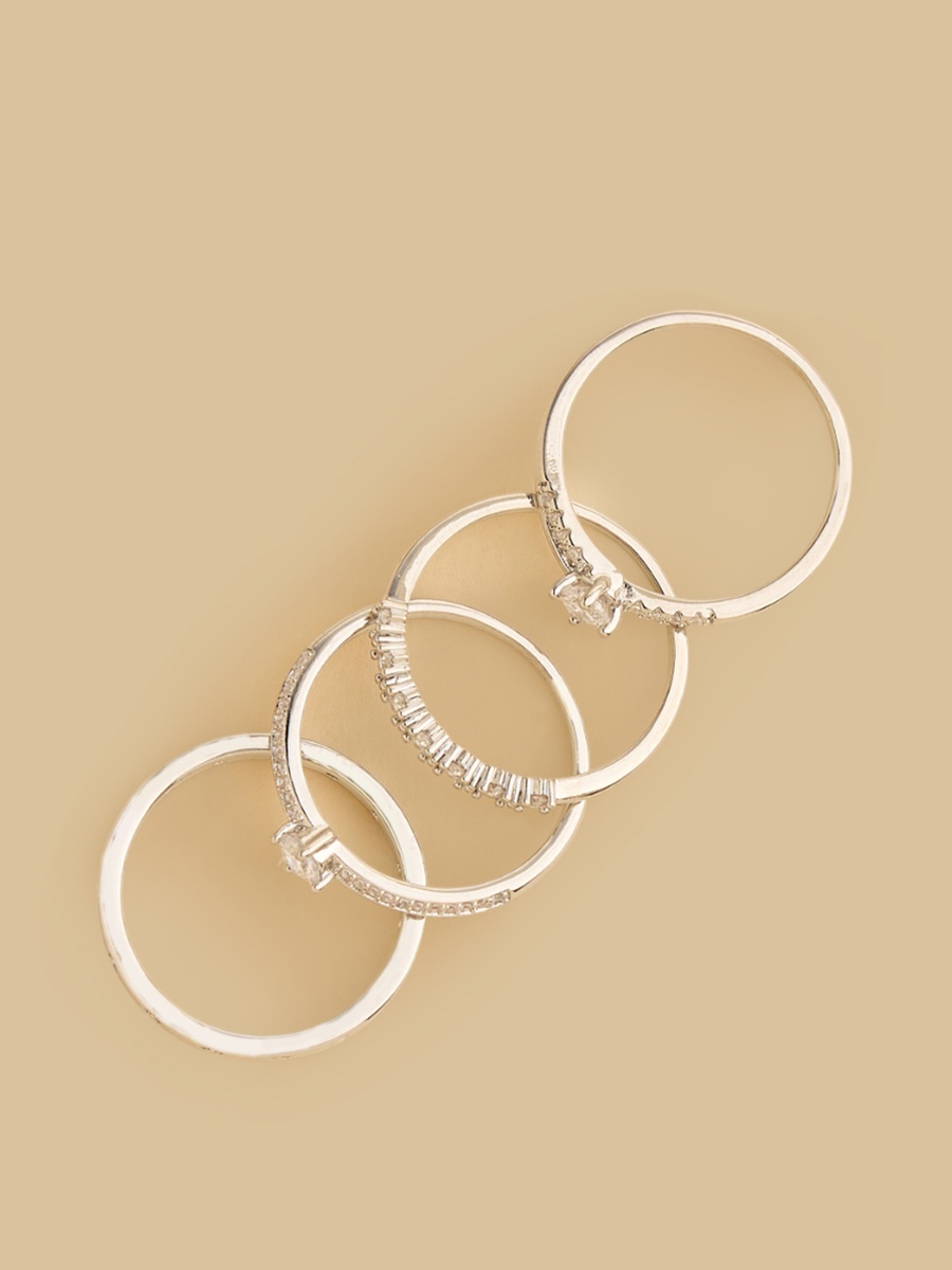 Pack of 4 - Embellished Ring