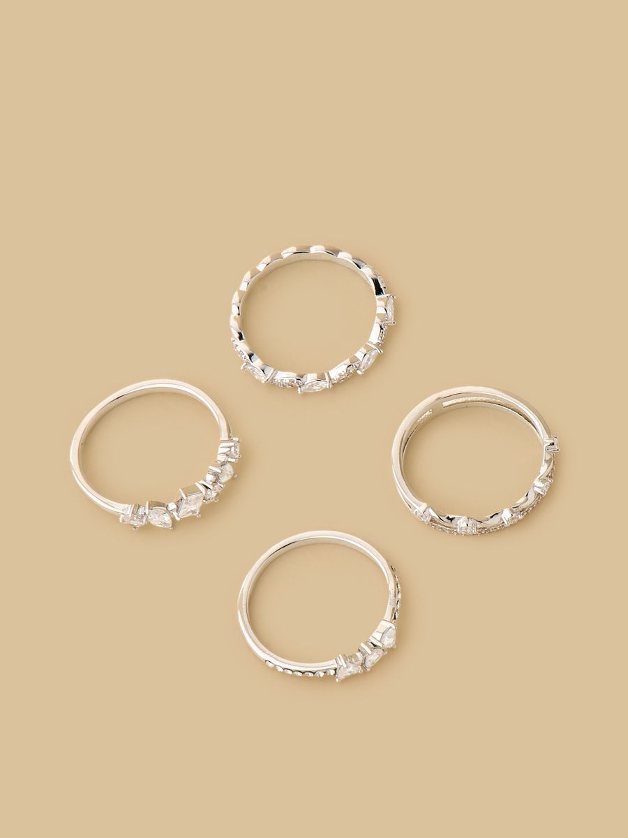 Pack of 4 - Embellished Ring