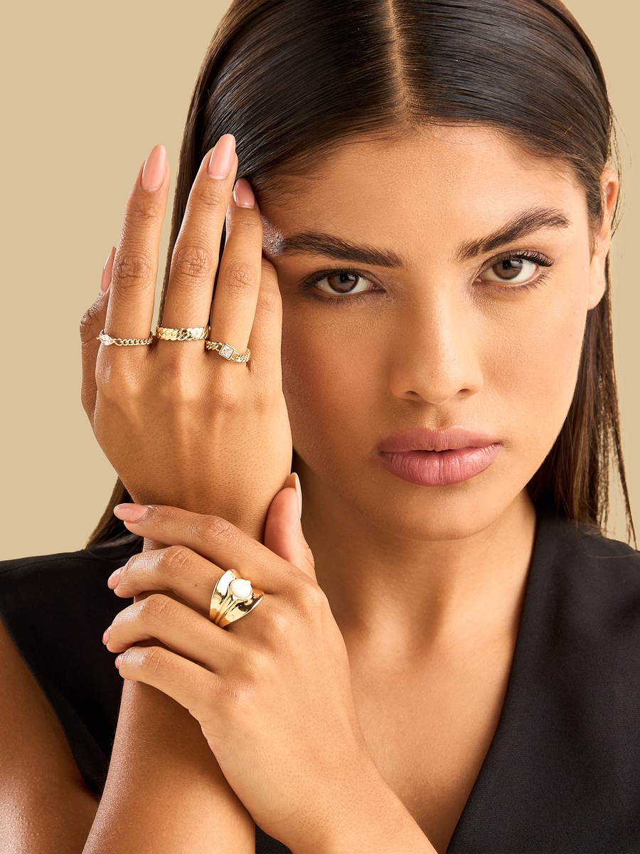 Pack of 4 - Assorted Ring