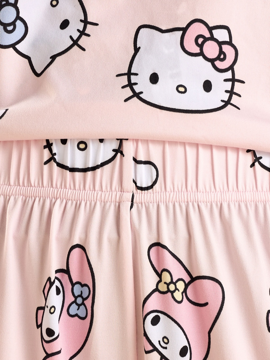 Hello Kitty and Friends Print Pyjama Set
