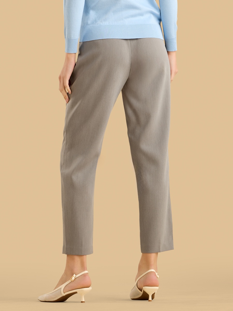 Mid-Rise Pintuck Detail Tapered Pants
