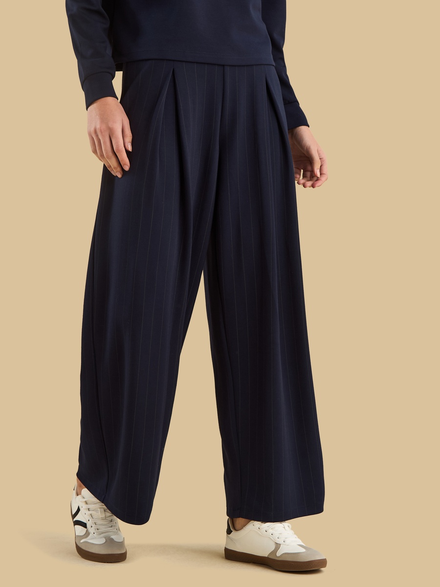 Pleated Modal Wide Leg Pants