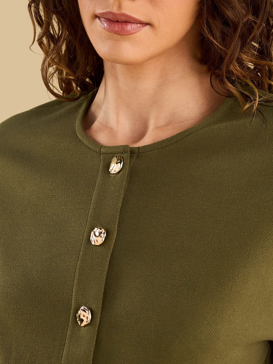Button Detail Top