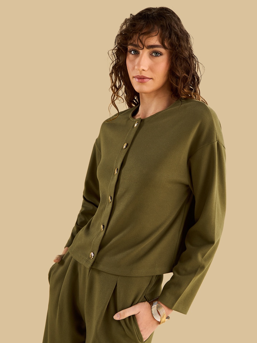 Button Detail Top