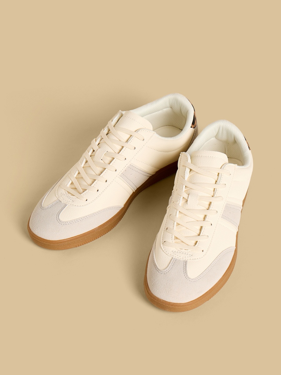 Panelled Lace-Up Sports Shoes