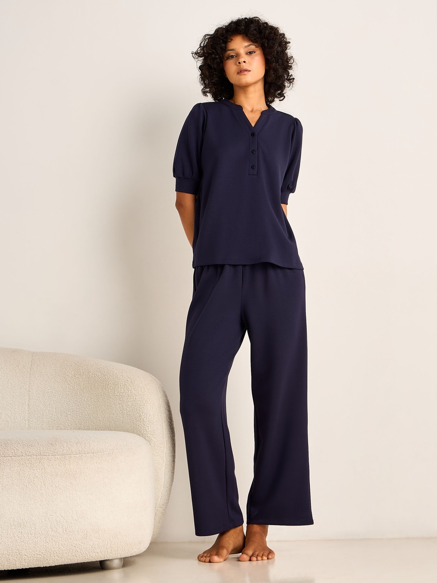 Pyjama Set with Top and Trousers