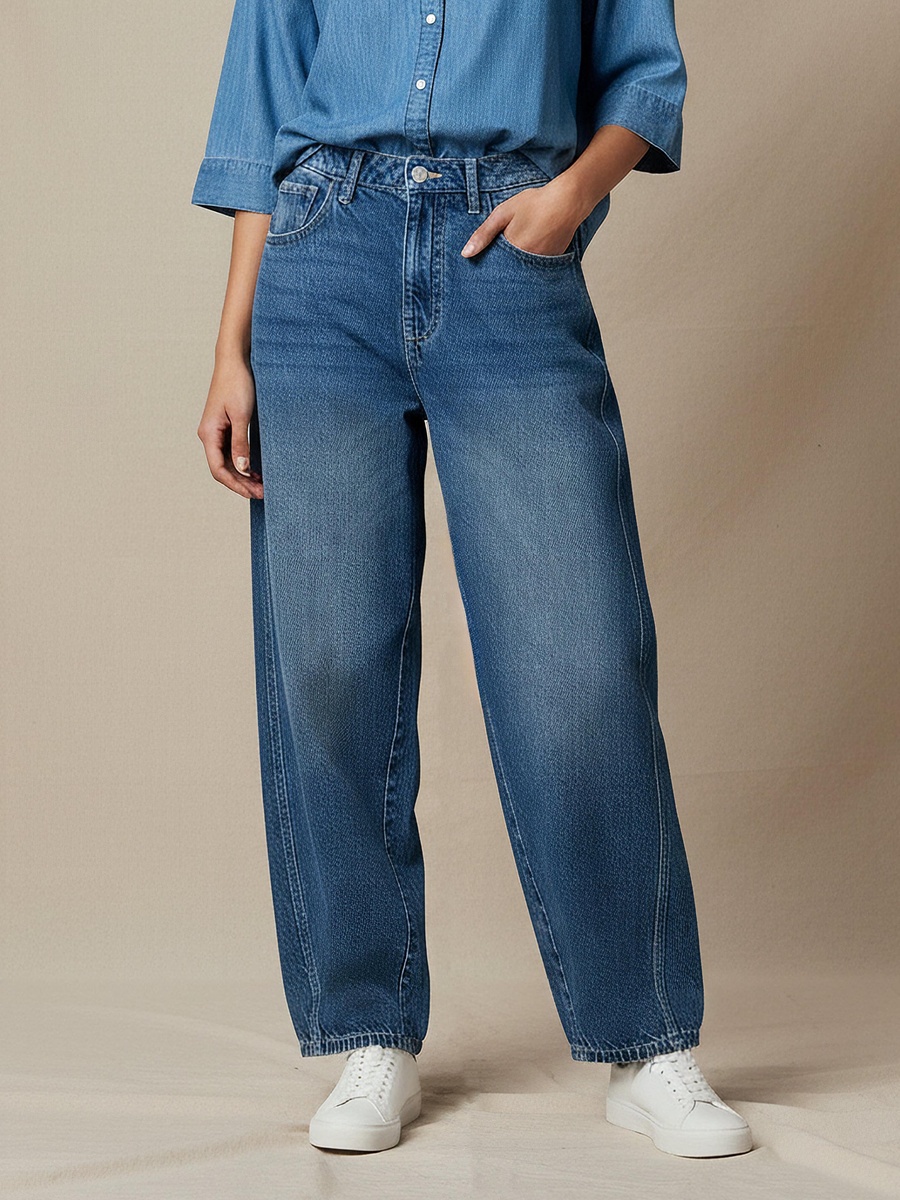 Balloon Fit Mid-Rise Jeans