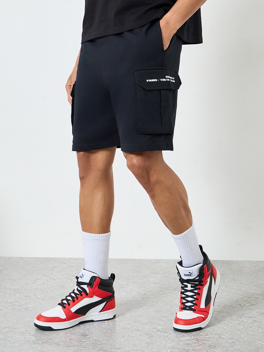 Men Printed Cargo Pocket Shorts