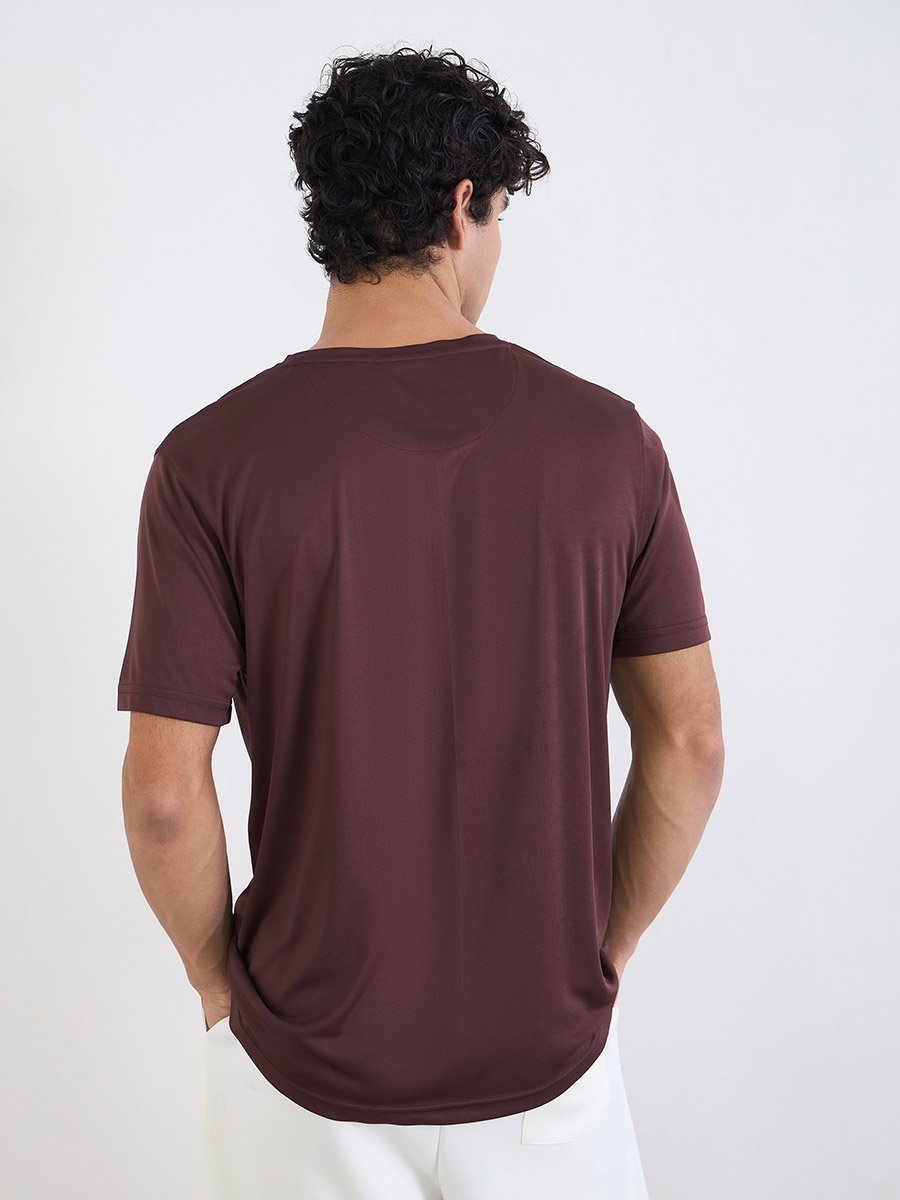 Men Chest Printed Regular Fit Active T-Shirt
