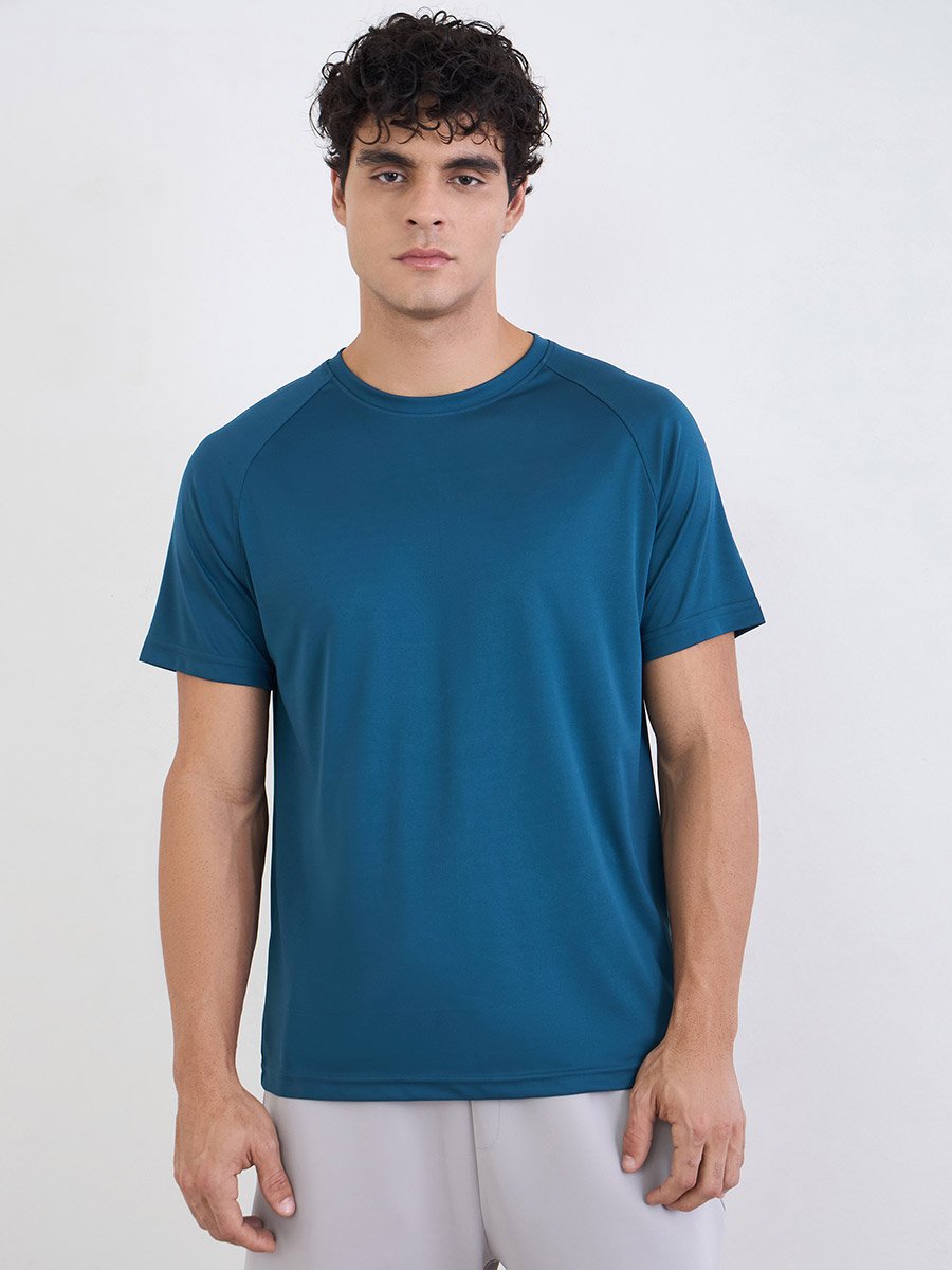 Men Back Reflective Print Raglan Sleeve Active T-Shirt