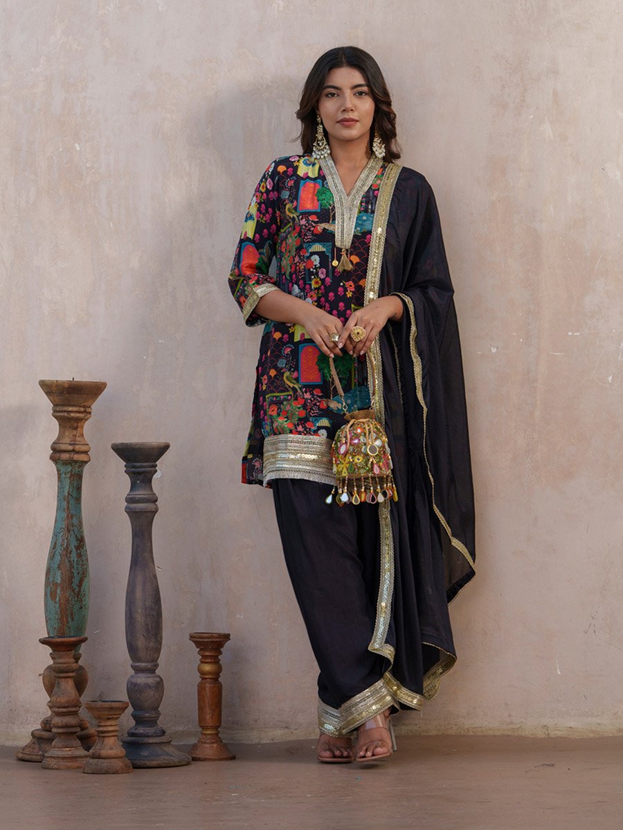 Women Black Ethnic Motifs Straight Kurta with Salwar and Dupatta Set