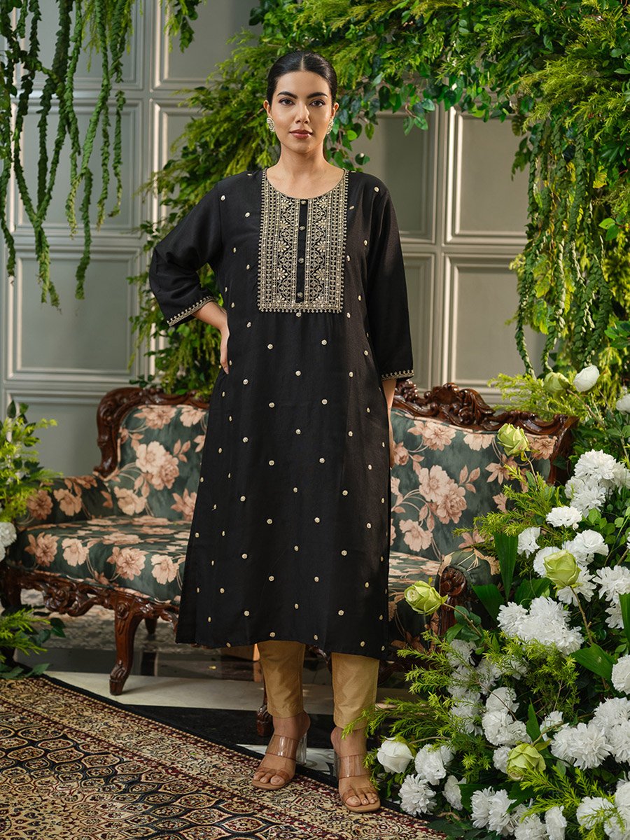 Women Thread Work Raw Silk Straight Kurta