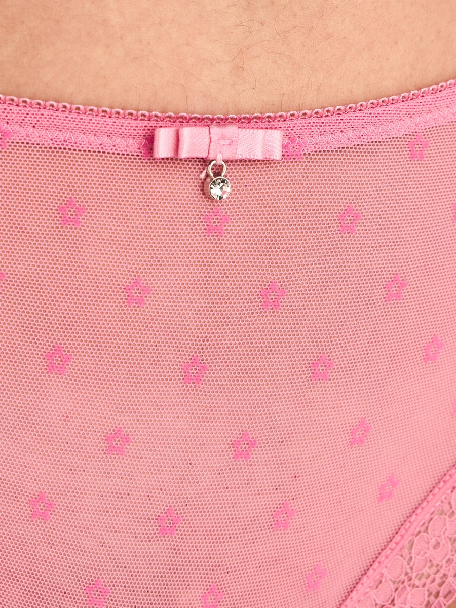 Briefs with Floral Lace