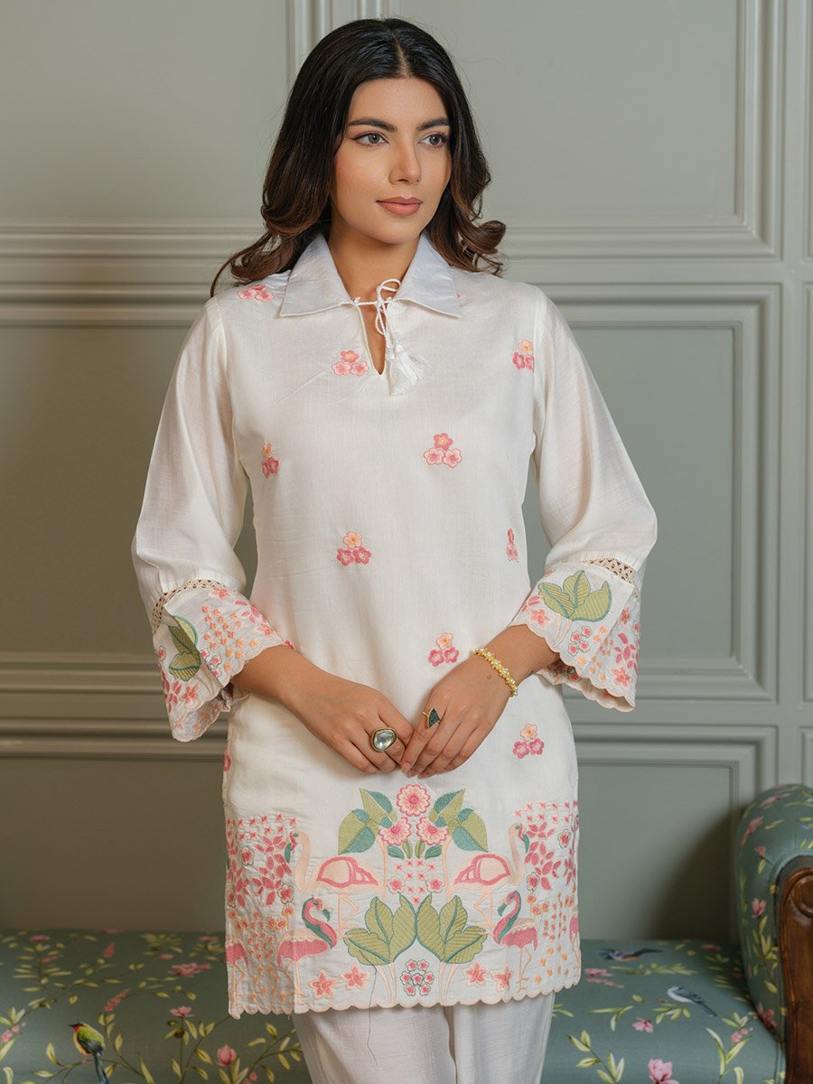 Women Embroidered Shirt Collar Tunic and Trousers Co-Ords