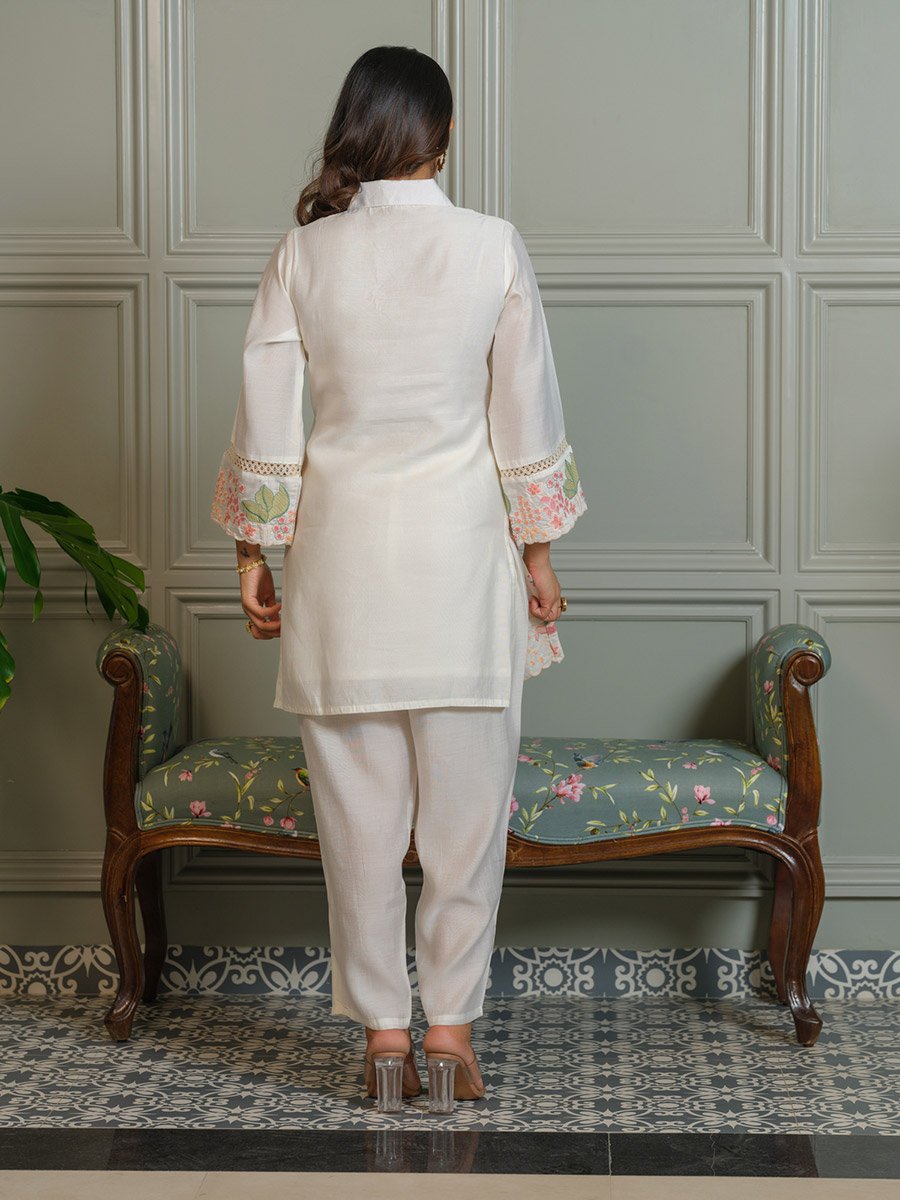 Women Embroidered Shirt Collar Tunic and Trousers Co-Ords