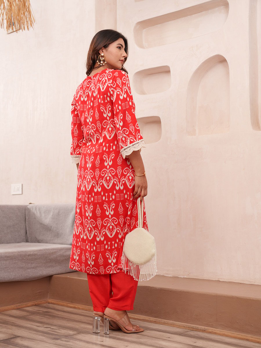 Women Ethnic Motif Print V Neck Straight Kurta and Trousers Co-Ords