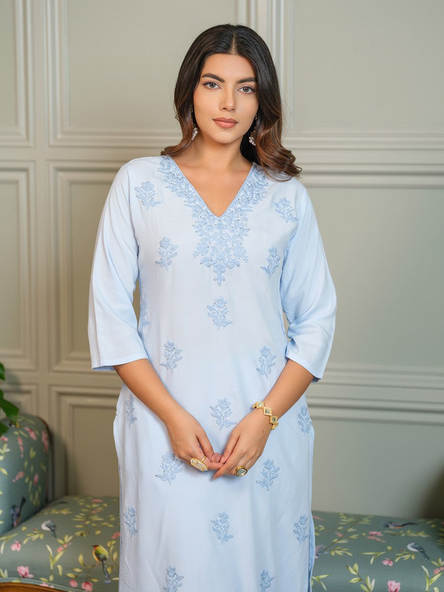 Women Embroidered Thread Work Straight Kurta and Trousers Co-Ords