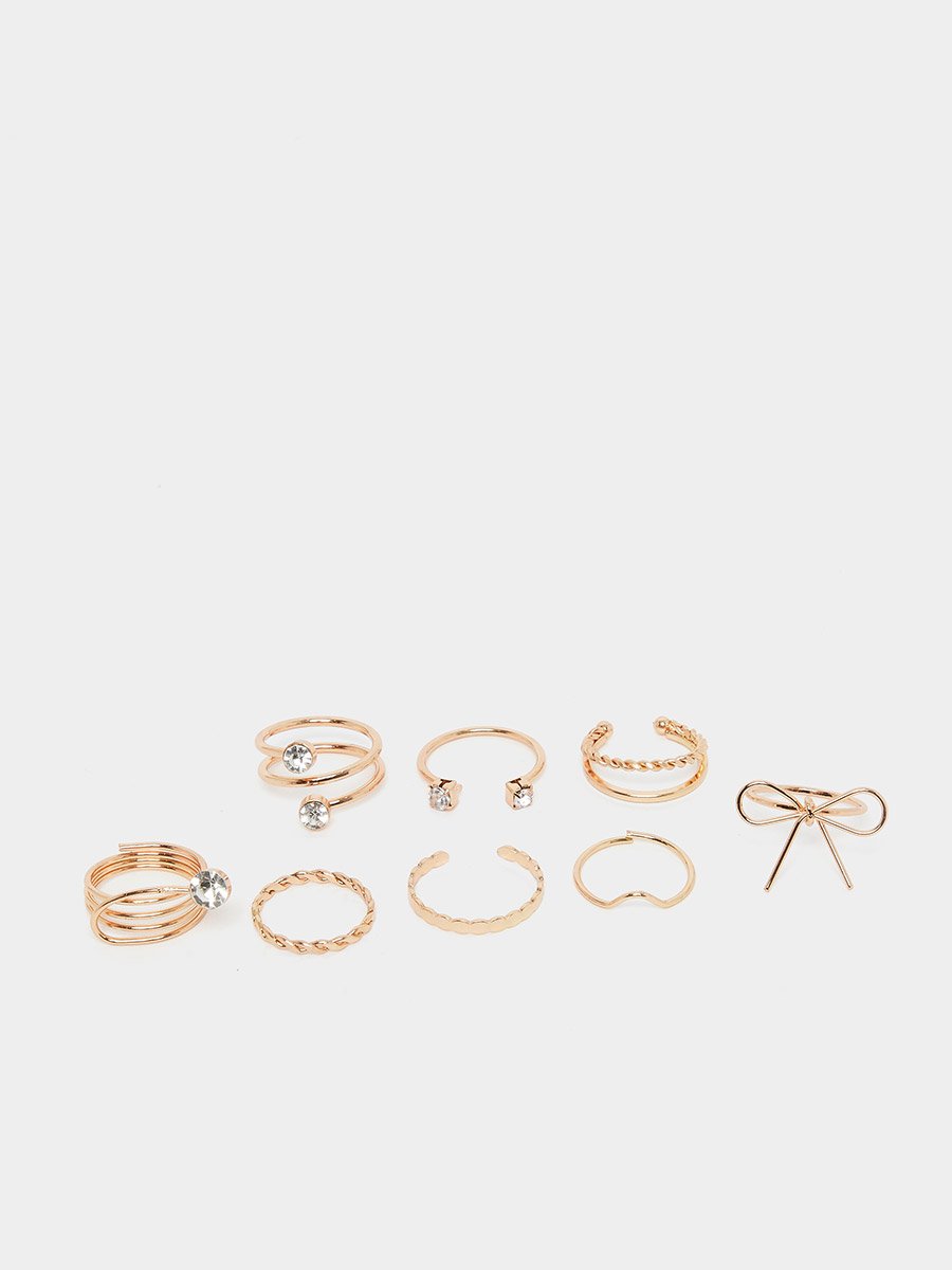 Pack of 8 - Assorted Rings