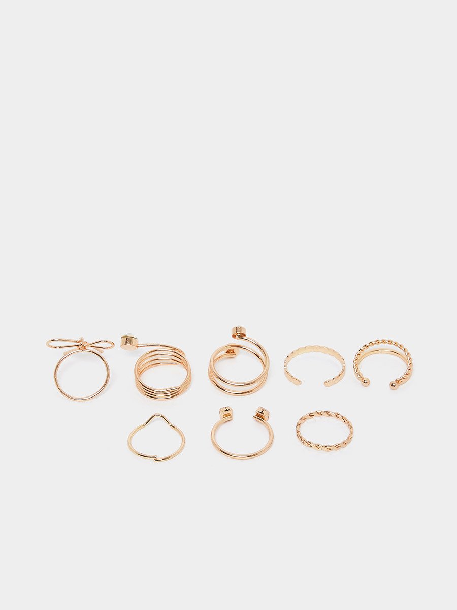 Pack of 8 - Assorted Rings