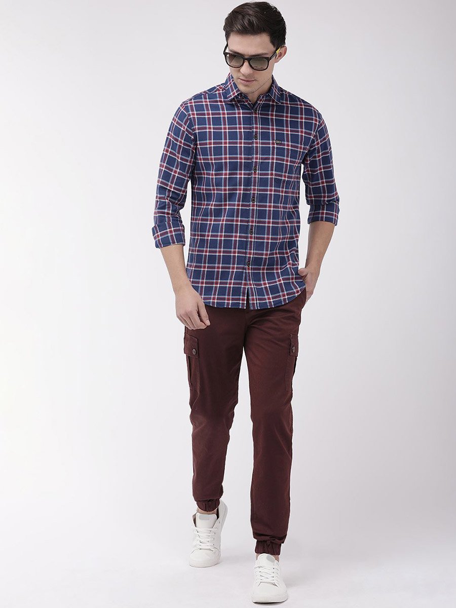 Men Burgundy Slim Fit Cargo Joggers