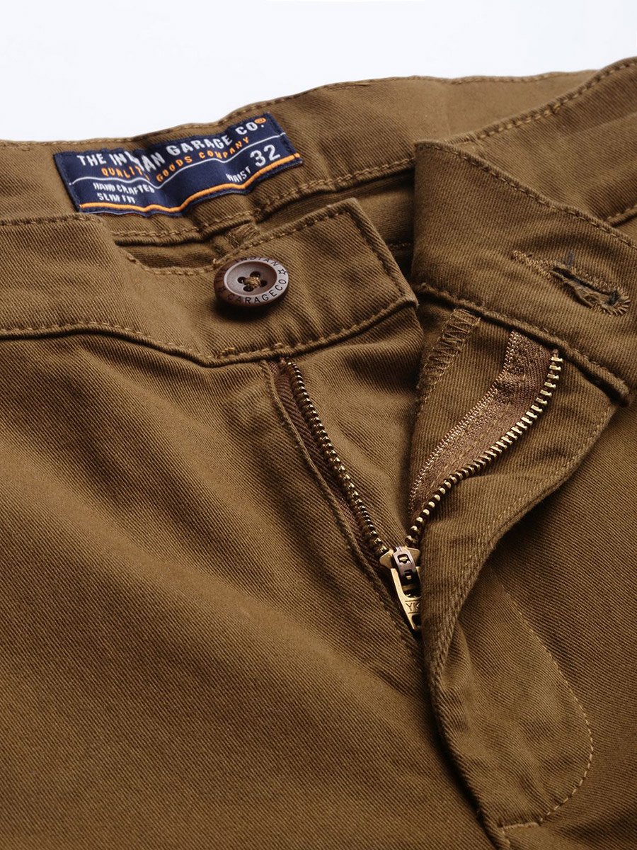 Men Brown Slim Fit Solid Cargo Joggers