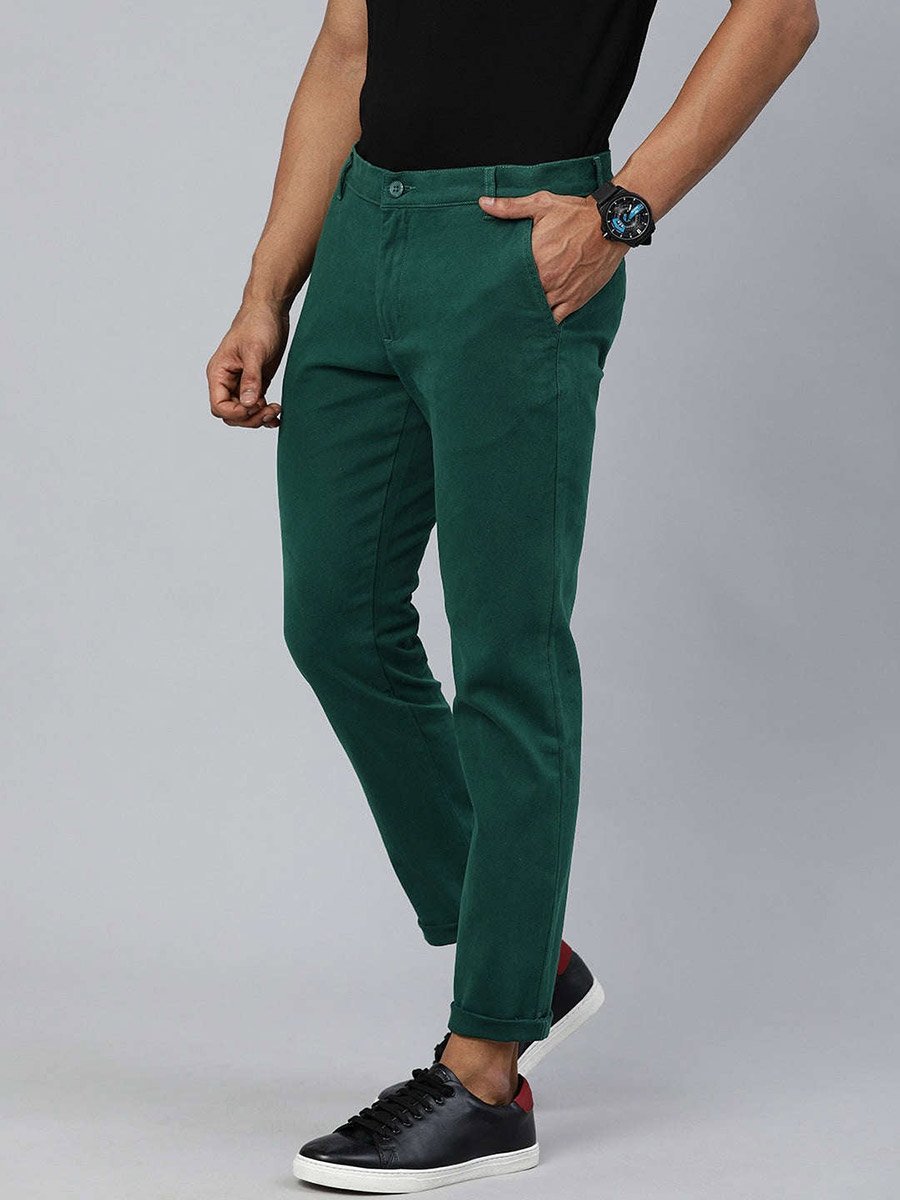 Men Green Slim Fit Solid Chinos