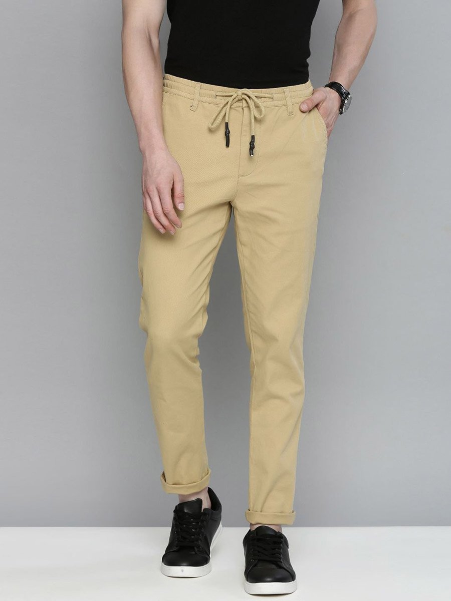 Men Slim Fit Solid Chinos
