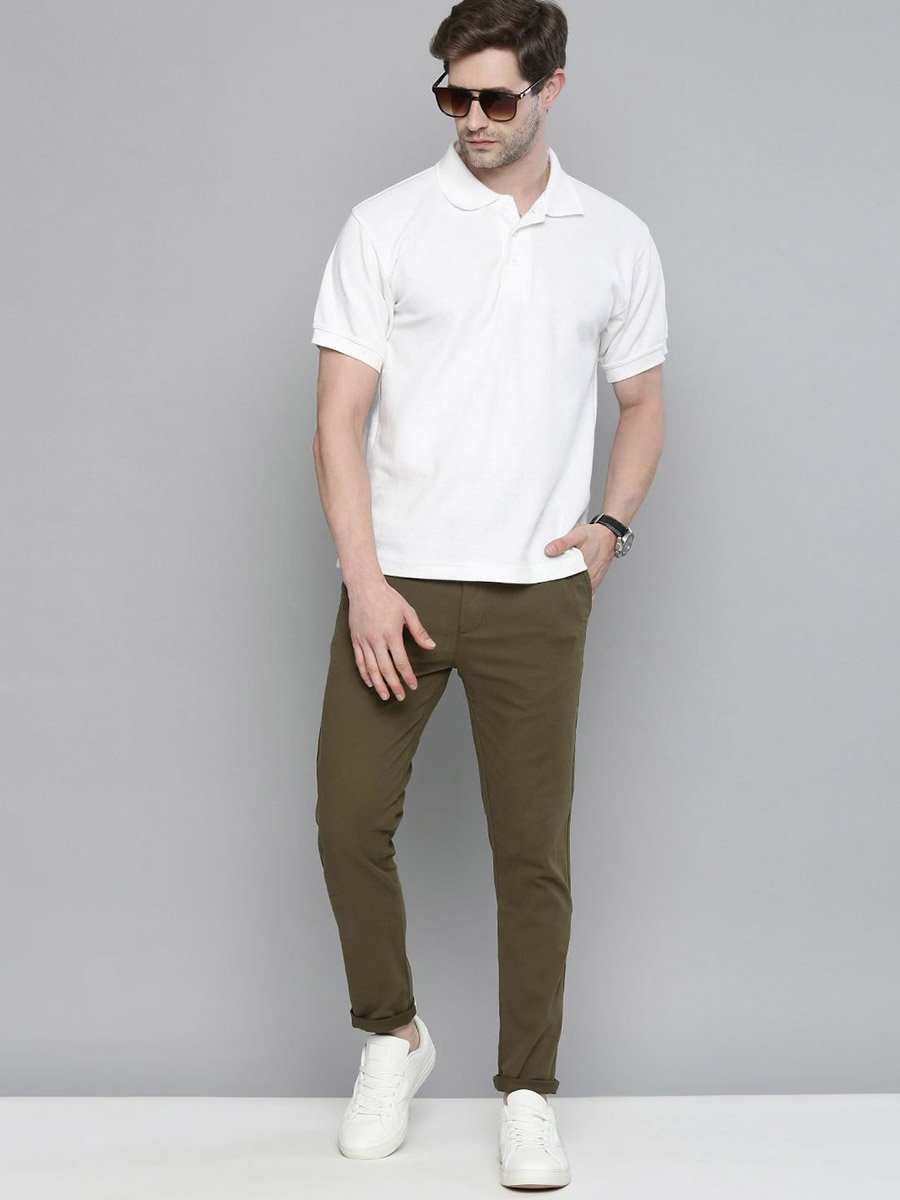 Men Slim Fit Solid Chinos