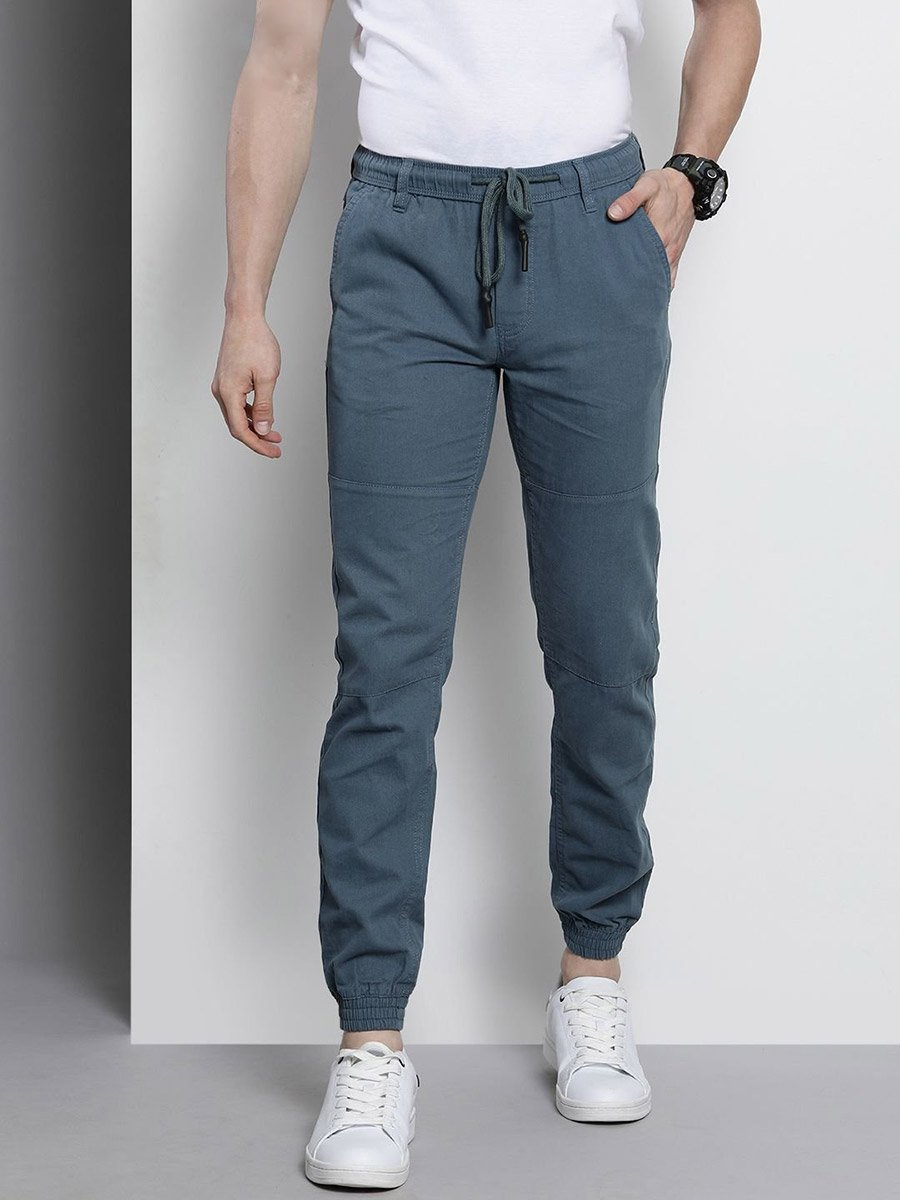 Men Slim Fit Solid Joggers