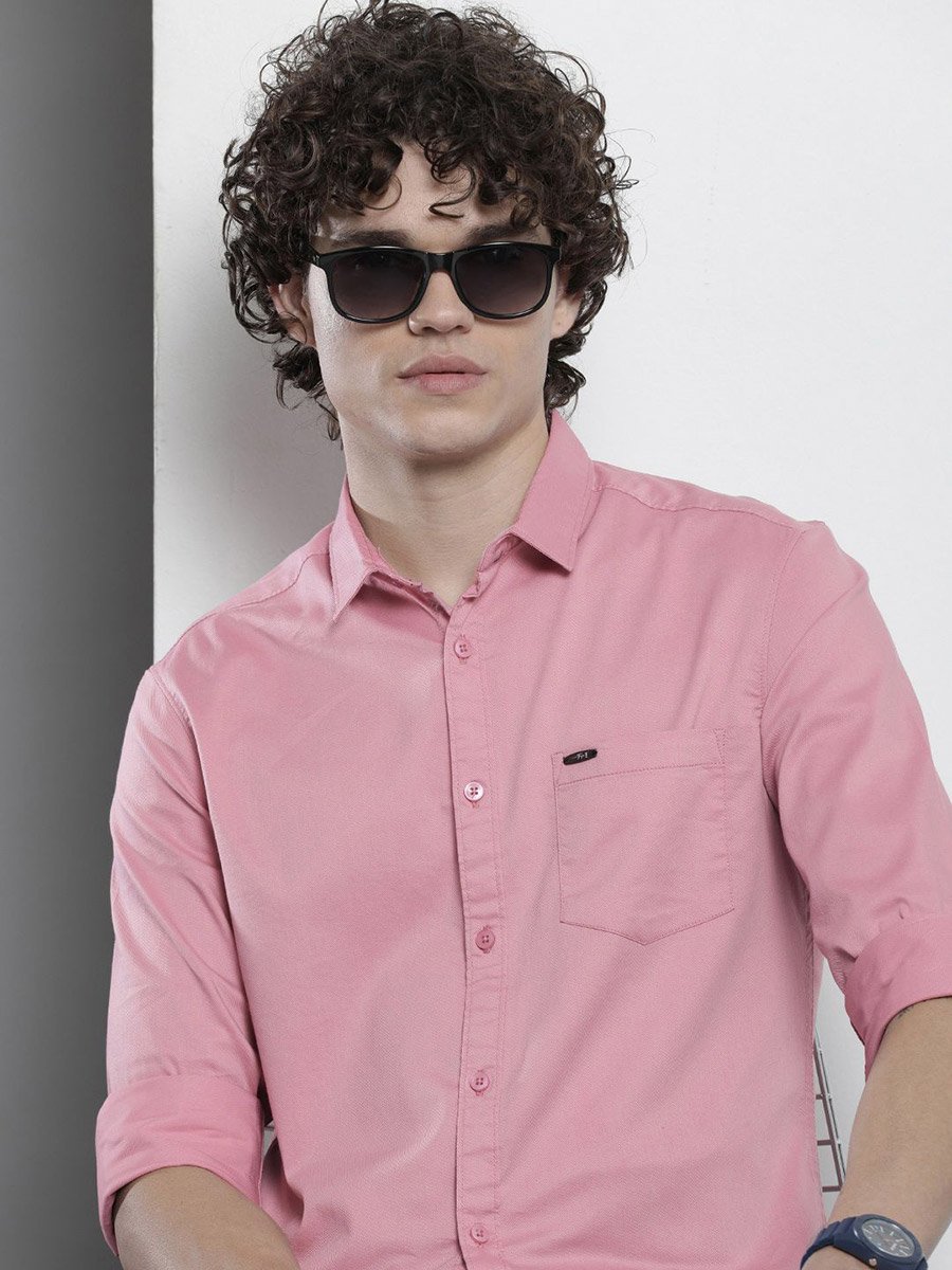 Men Pink Slim Fit Solid Shirt