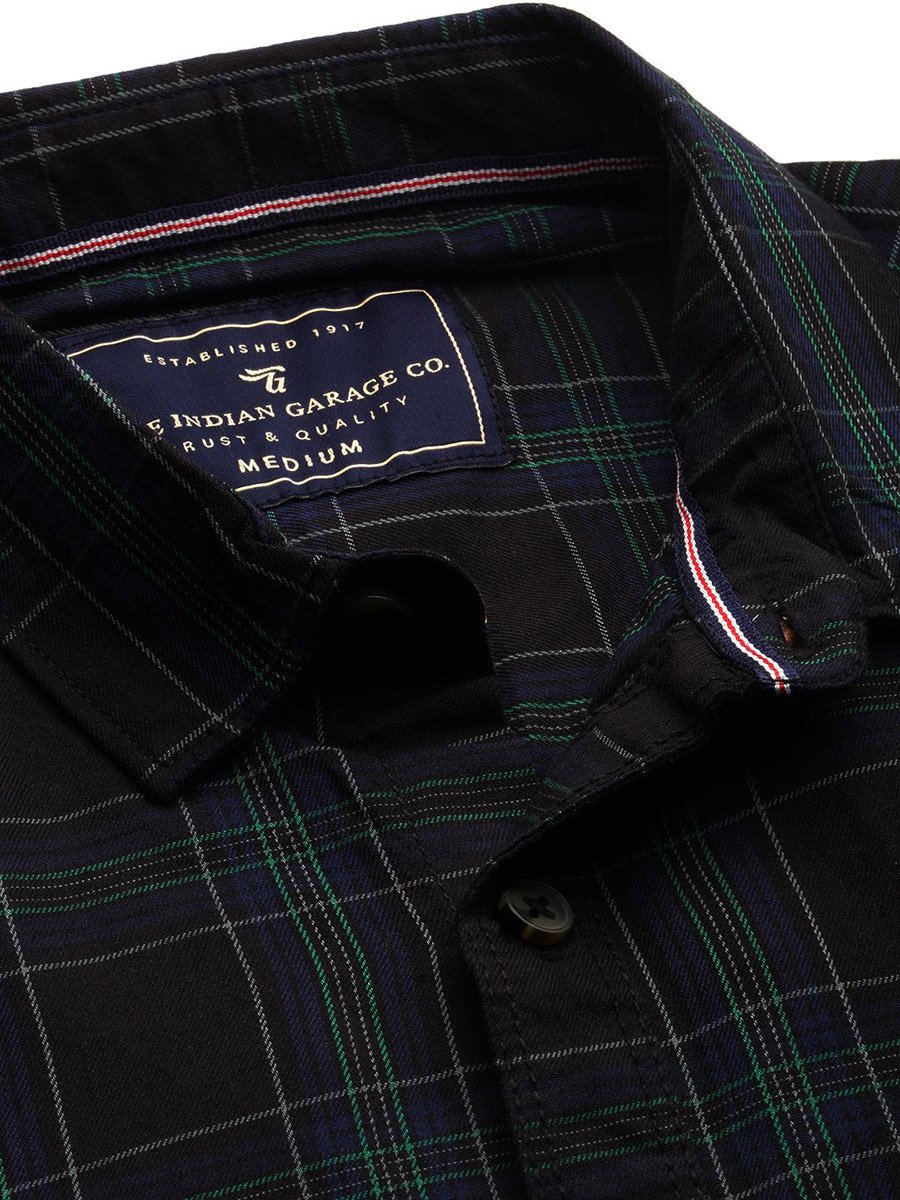 Men Black Slim Fit Checked Shirt