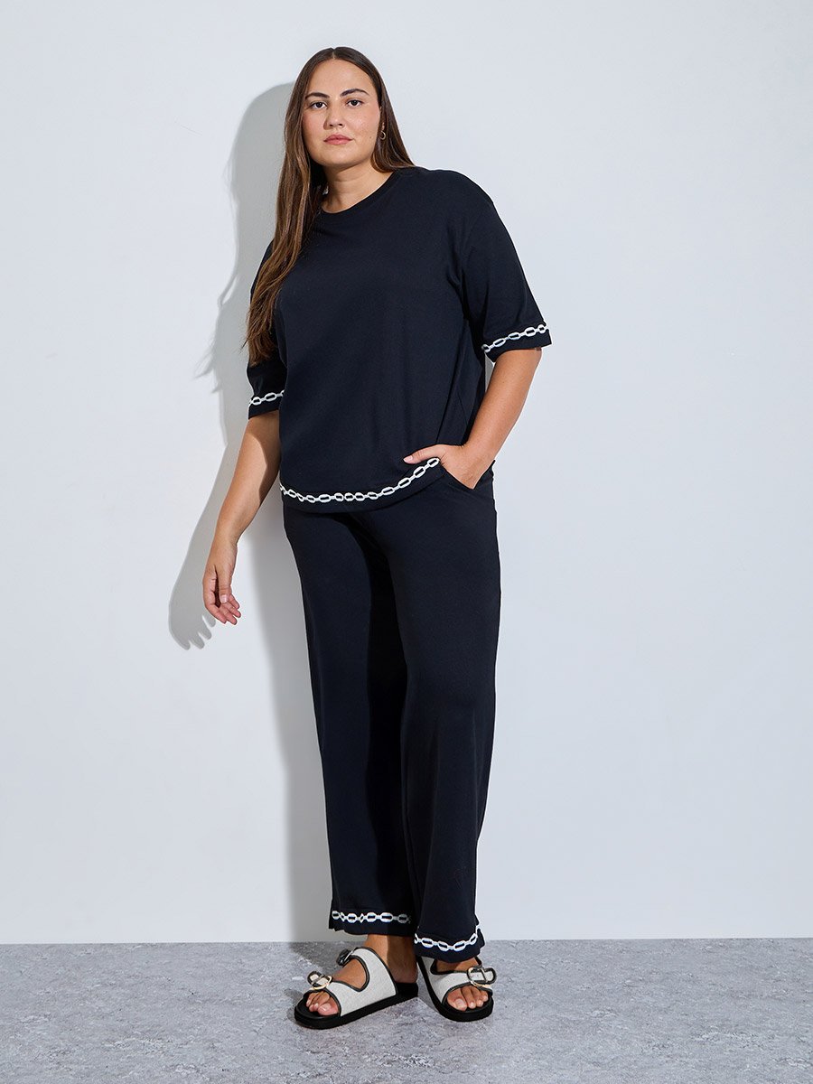 Plus Size Black Contrast Embroidery T-Shirt