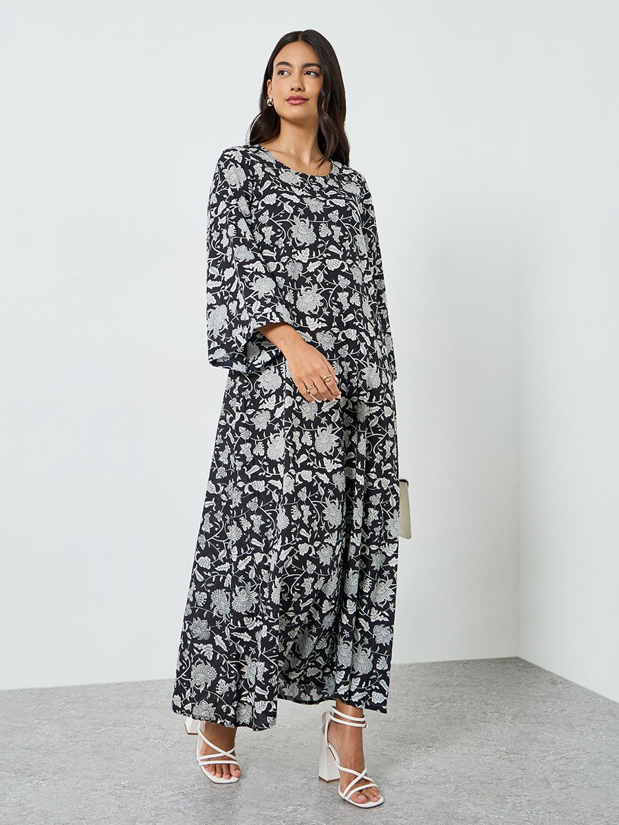 Black Floral Print A-Line Jalabiya