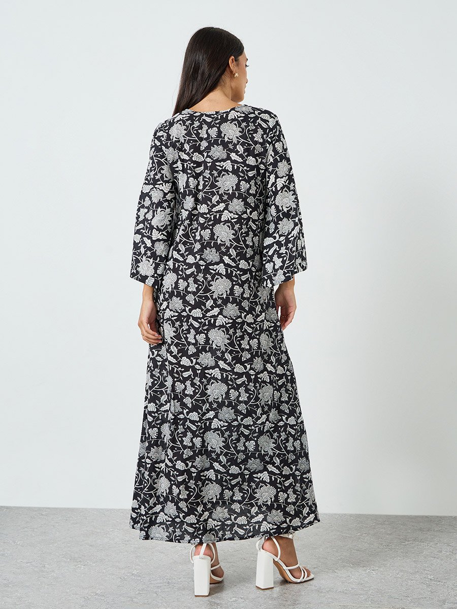 Black Floral Print A-Line Jalabiya