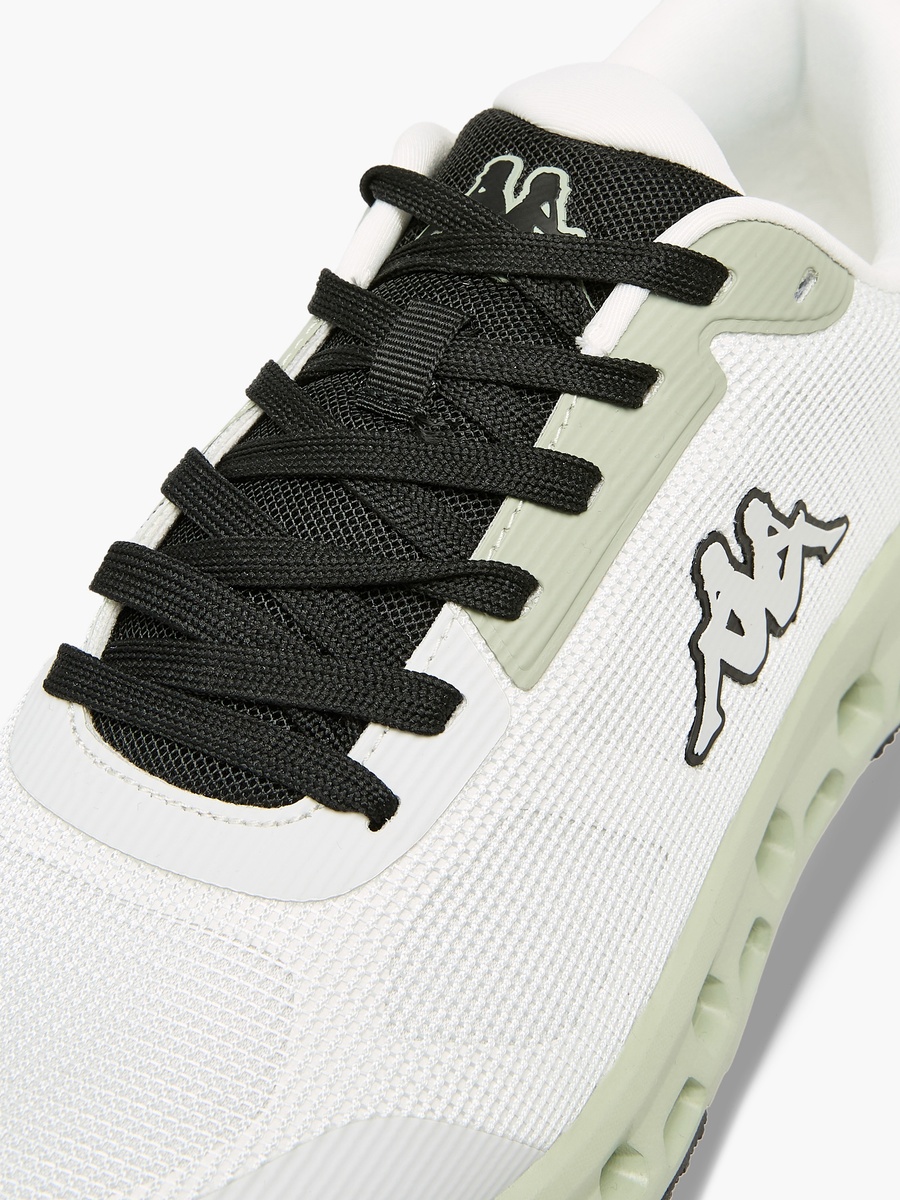 Men Lace-Up Sports Shoes