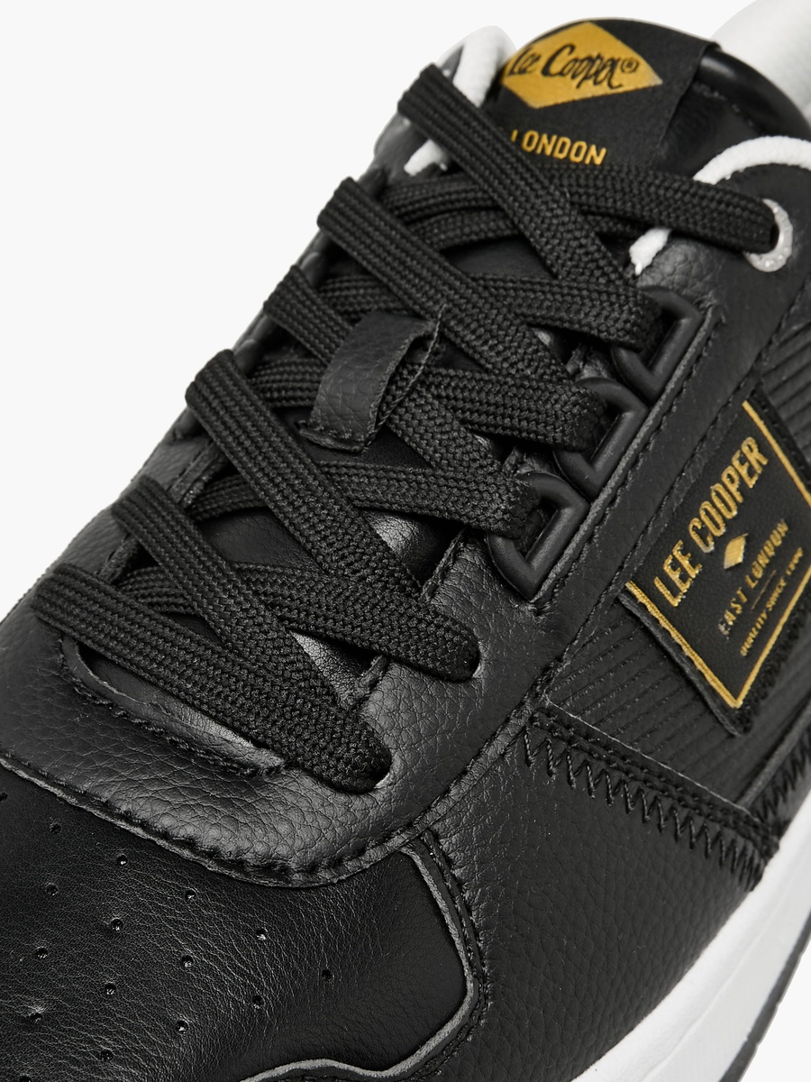 Men Perforated Ortholite Sneakers