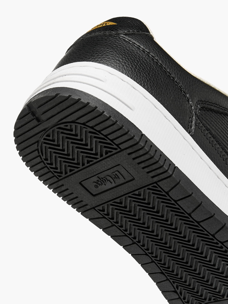 Men Perforated Ortholite Sneakers