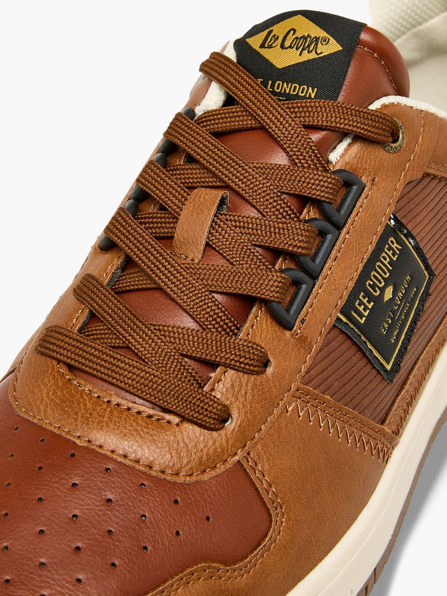 Men Perforated Ortholite Sneakers