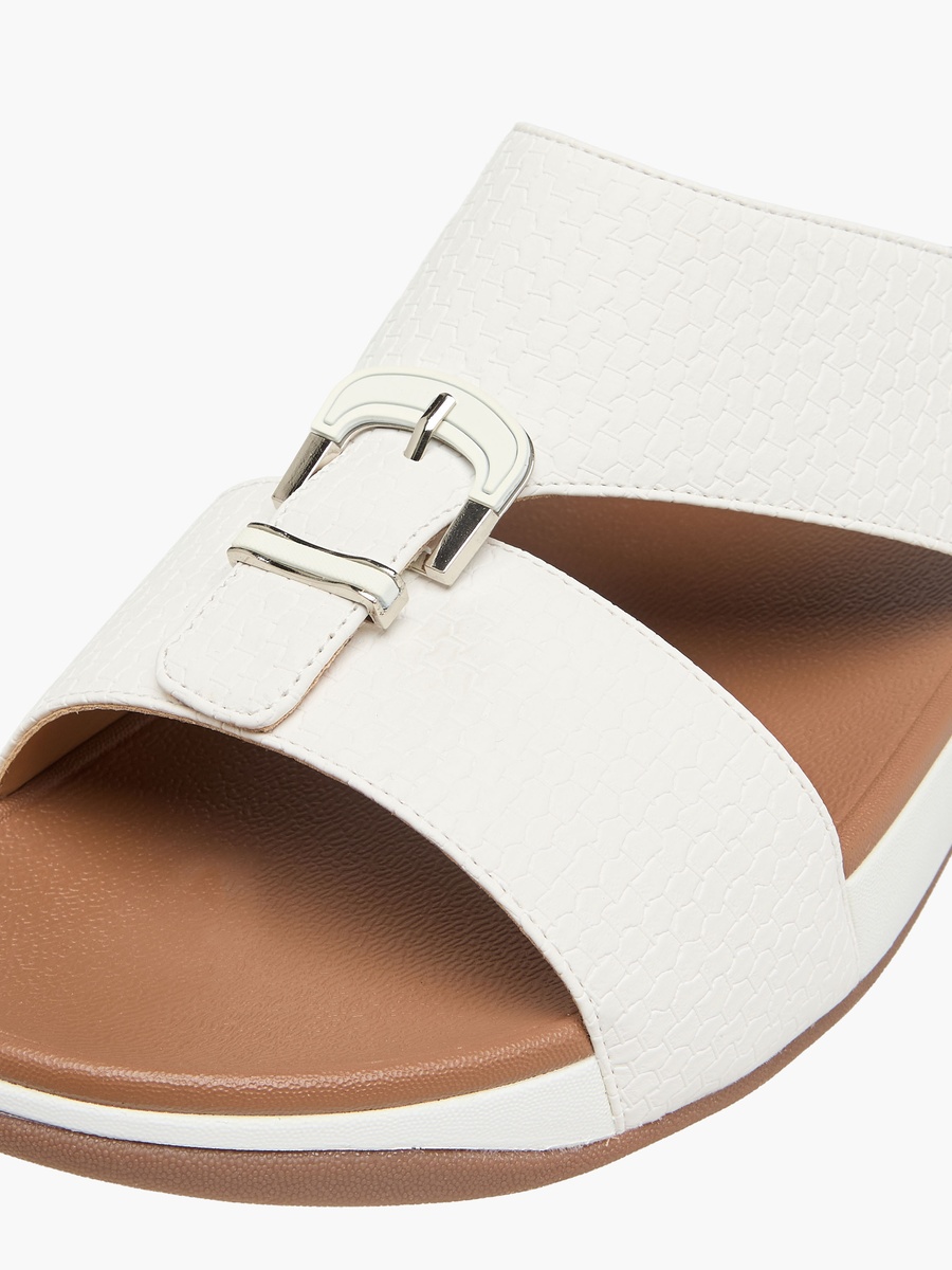 Men Buckle Accent Comfort Sandals