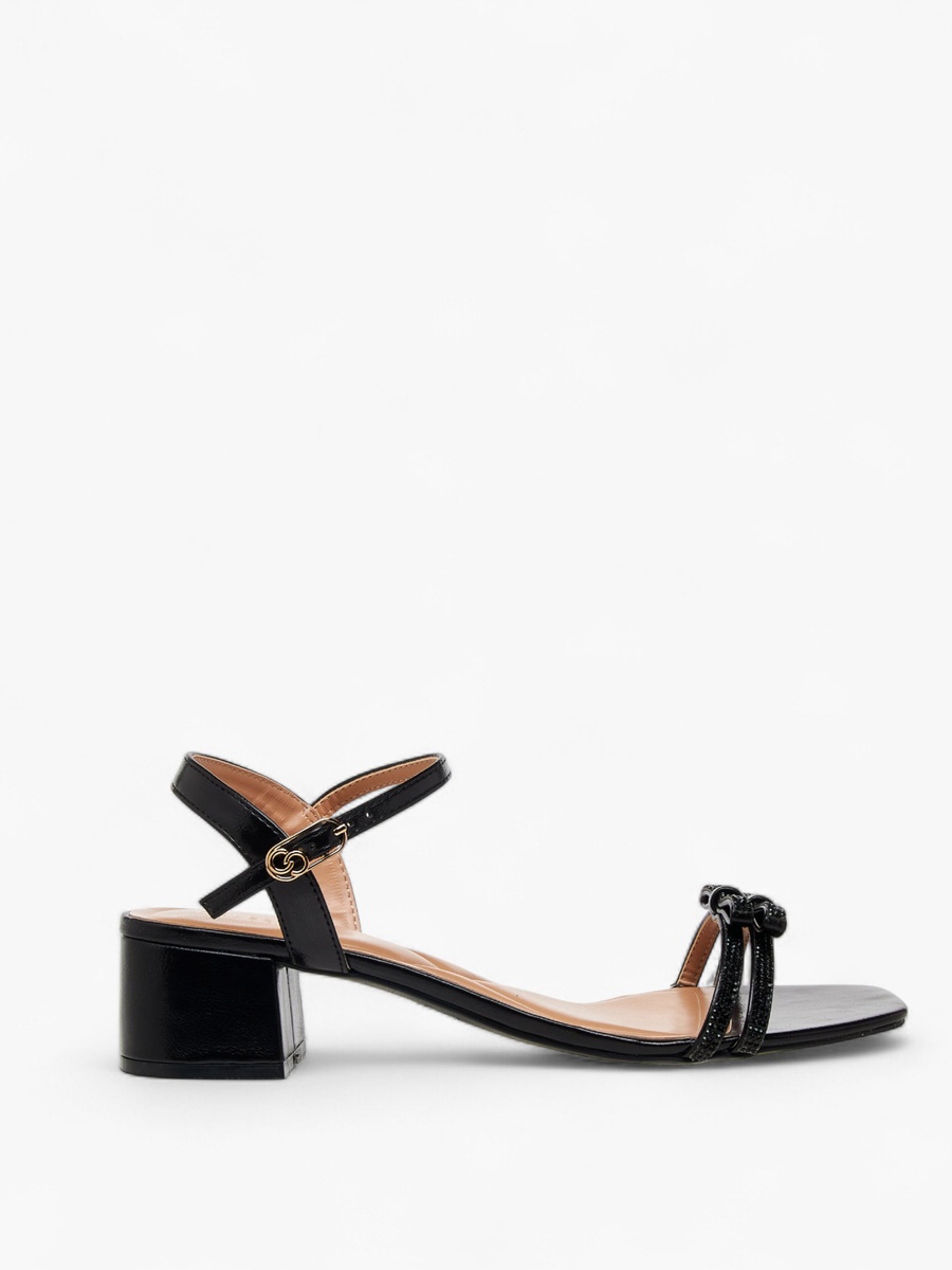 Women Embellished Block Heel Sandals