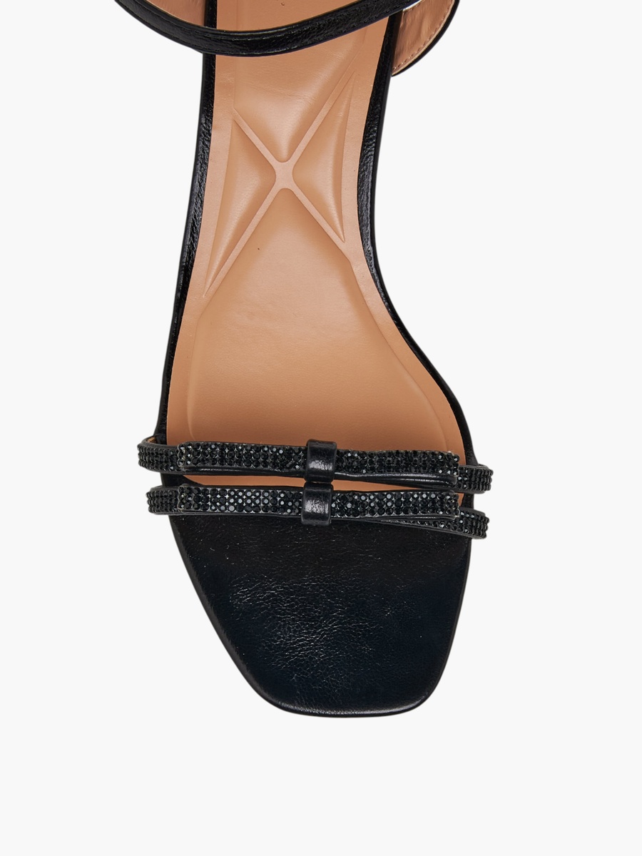Women Embellished Block Heel Sandals