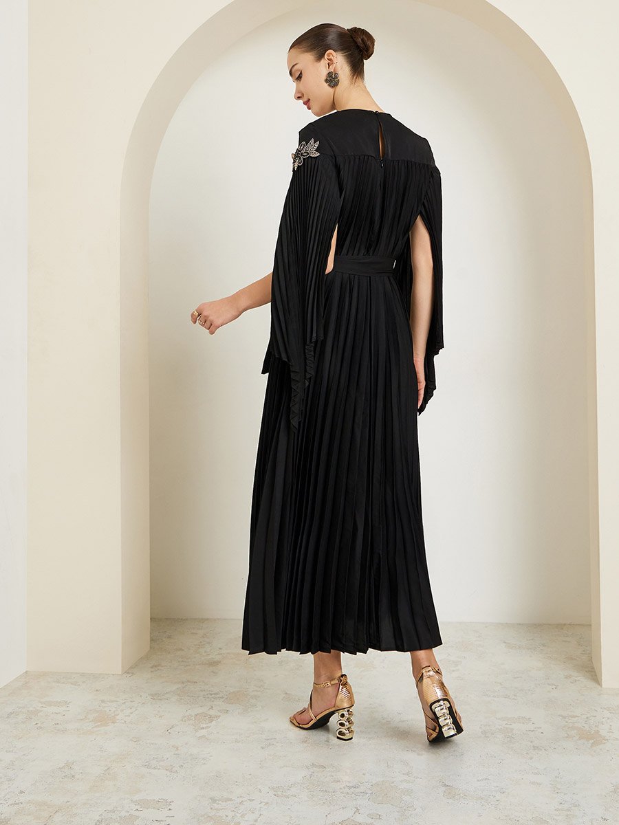 Black Embellished Pleated Cape Sleeve Maxi Dress For Women at Bahrain |  Styli