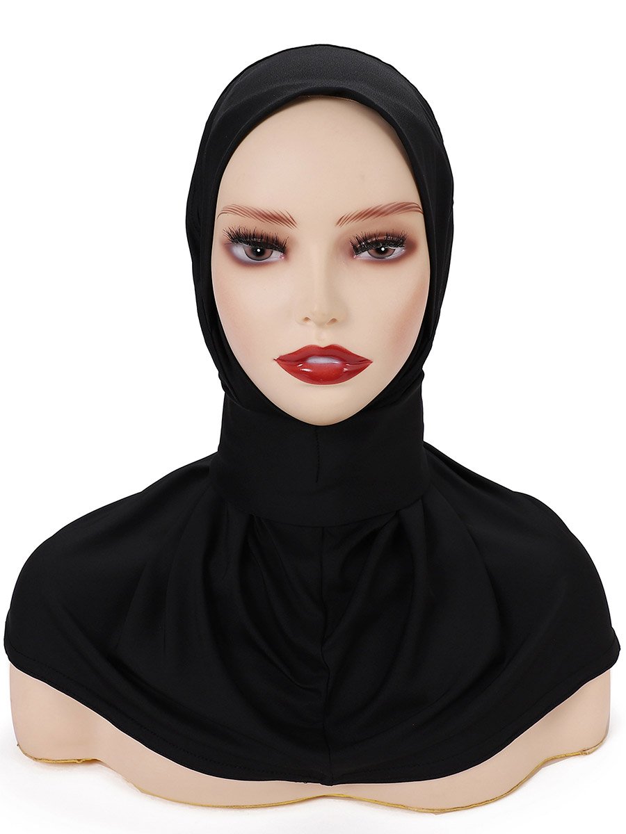 حجاب سادة بتفاصيل أزرار