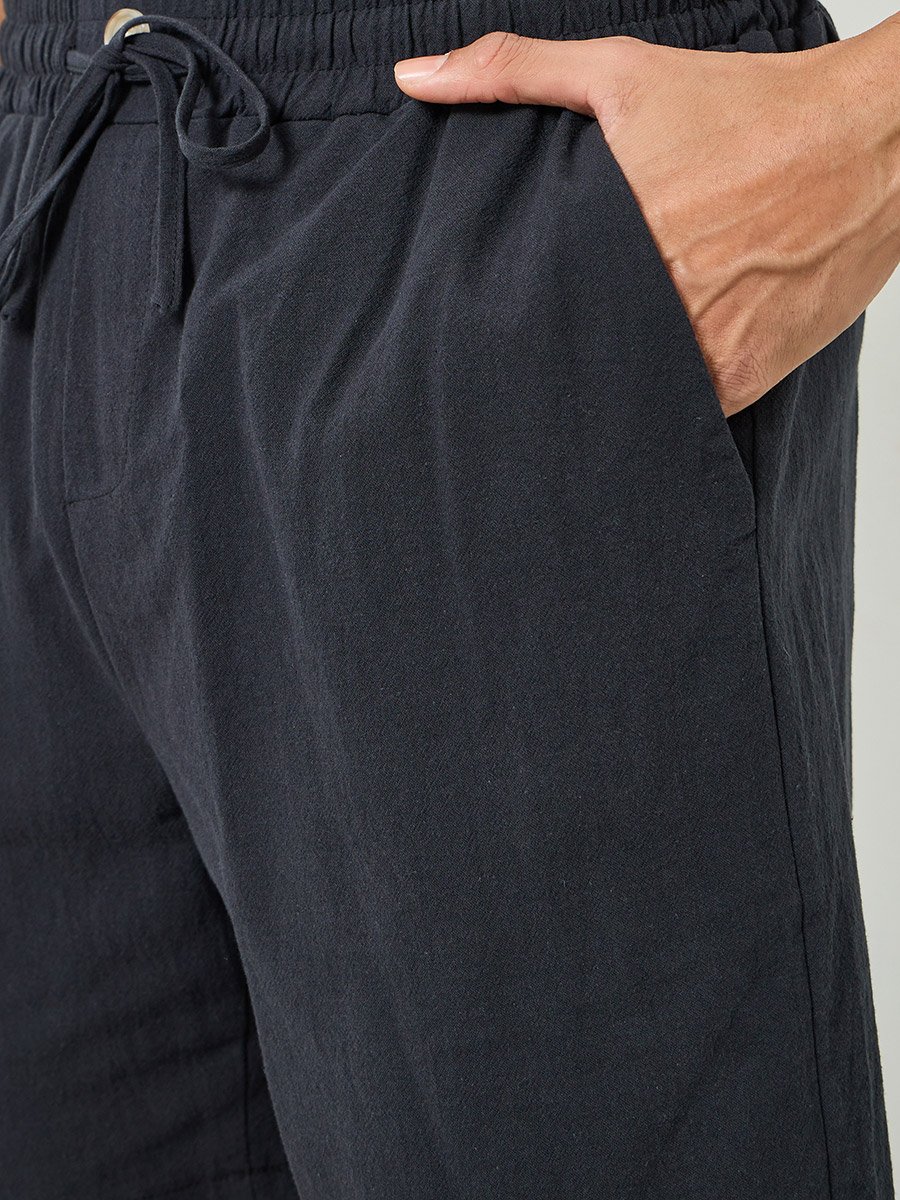 Men Black Drawstring Waist Pocket Detail Shorts